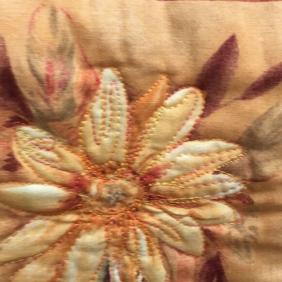 NWT. Hand Crafted Yellow Flower Quilt - Picture 4 of 12